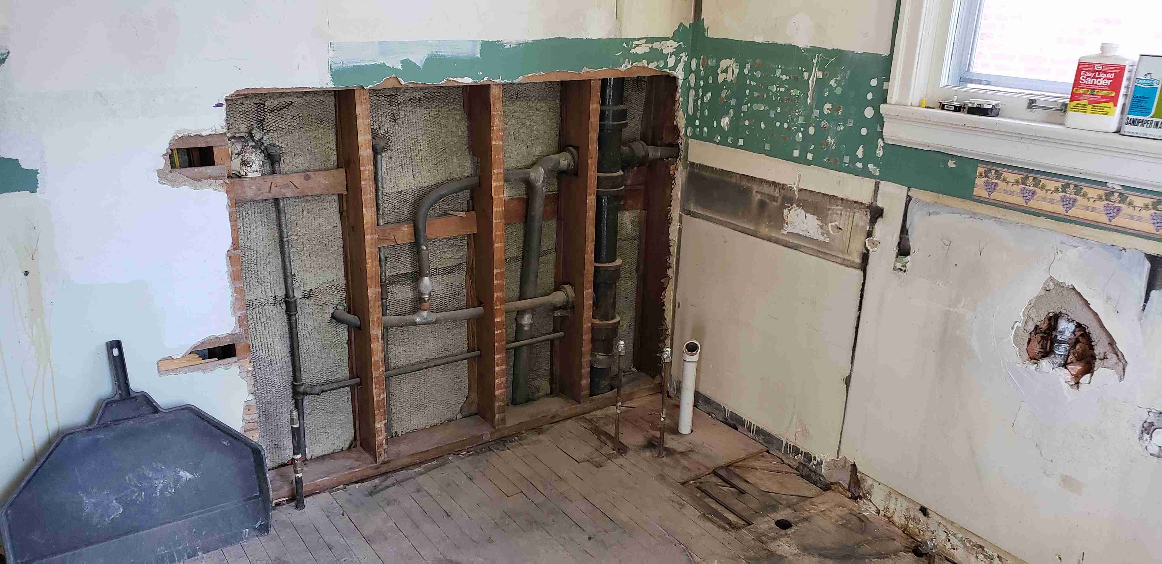 2019-04-20 7320 Goff kitcien.jpg